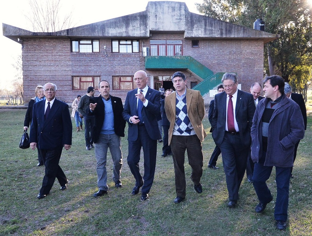 La provincia financia obras de mejoramiento integral en el ISEF 27 ...