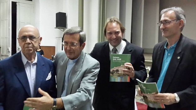 Se presentó el libro del Colegio San José
