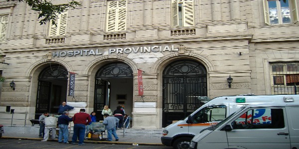 Se realizó en el Hospital Centenario una intervención cardíaca inédita en la salud pública