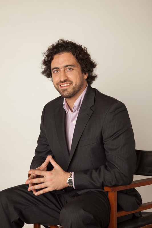 Sebastián Cáceres – Precandidato a Diputado encabezando una lista completamente radical