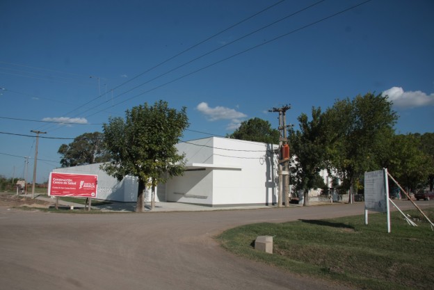 Se inauguran dos nuevos centros de salud en Las Colonias
