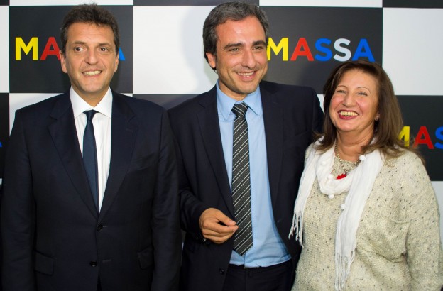 Oscar Martínez: “Somos el cambio serio”