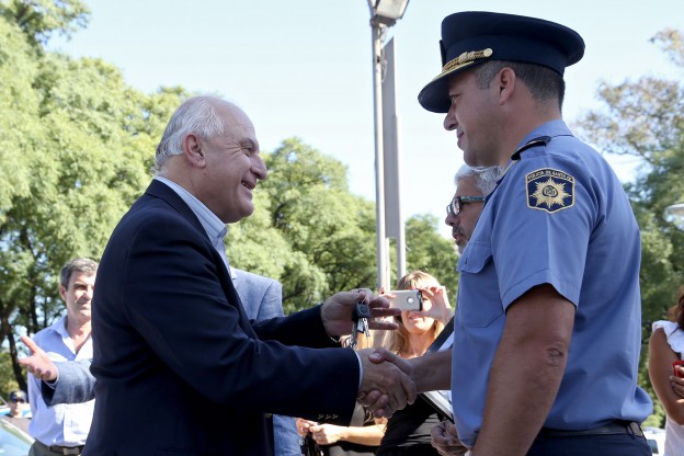 Lifschitz: “Estamos invirtiendo fuertemente en tecnología, equipamiento y capacitación de nuestra policía”
