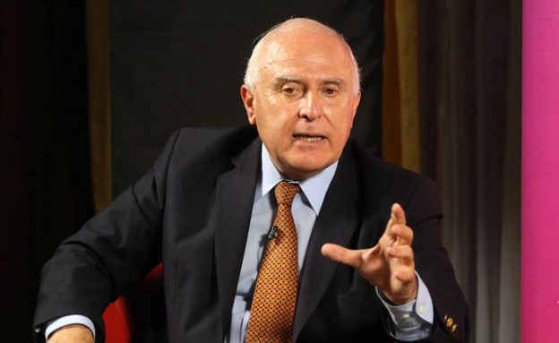 El gobierno lanzó su plan para intentar reformar la Constitución