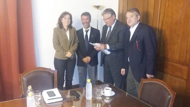Fascendini entregó fondos de obras menores