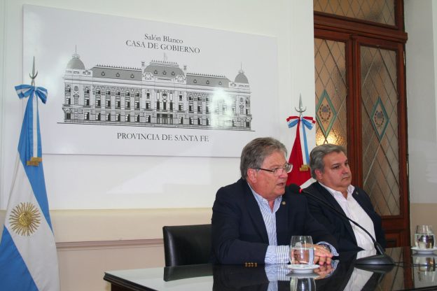 25 localidades de Las Colonias recibieron aportes para mitigar el impacto hídrico