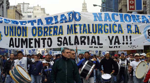 “Hubo 10 mil despidos y mil cesanteados a nivel nacional” por el “ingreso de importaciones y el bajo consumo”.