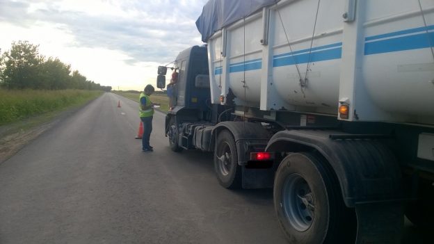 Presencia de la balanza móvil de Vialidad Provincial en R.P. 36-S