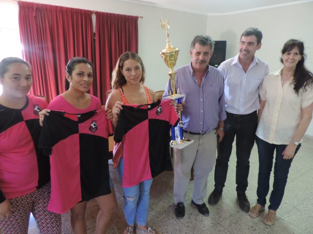 Franck: camisetas para Las  “Guapas”