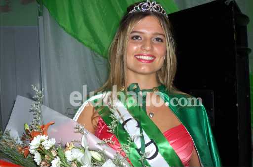 Lourdes Cooke es la nueva reina del Club Deportivo Unión Progresista