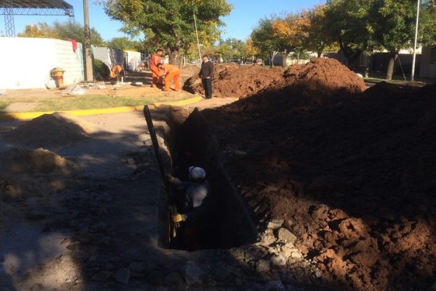 Santa Clara: mejoran la iluminación y amplían la red cloacal