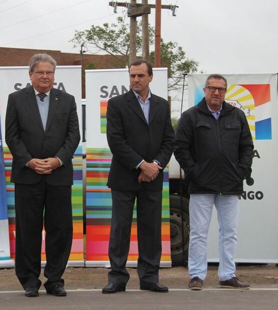 Fascendini presidio el acto de inauguración de la obra de repavimentacion del acceso a Santo Domingo