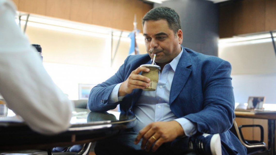 Otra de Triaca: no paga los alquileres de las oficinas del Ministerio de Trabajo