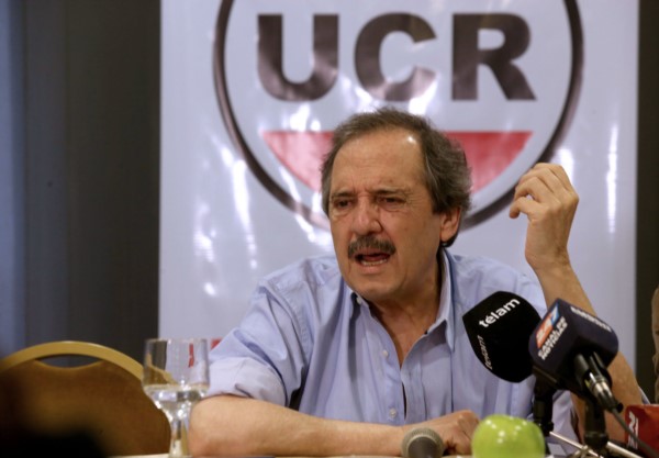 Alfonsín reclamó que Cornejo dé explicaciones por los dichos de Carrió