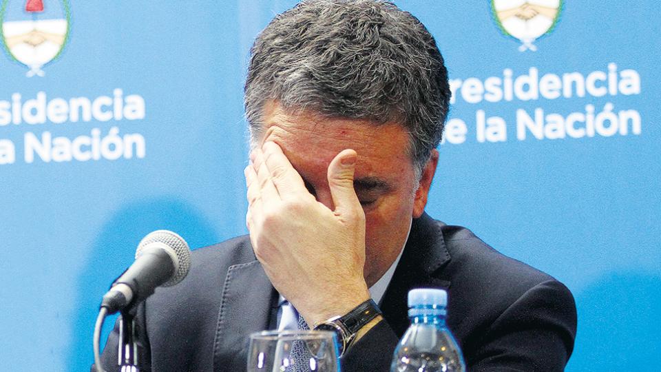 REMEDIO CARO Y MALO: Recesión baja importaciones pero no el déficit