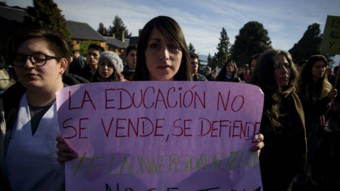 Educación propuso un 15% de aumento y los docentes universitarios ratificaron el paro