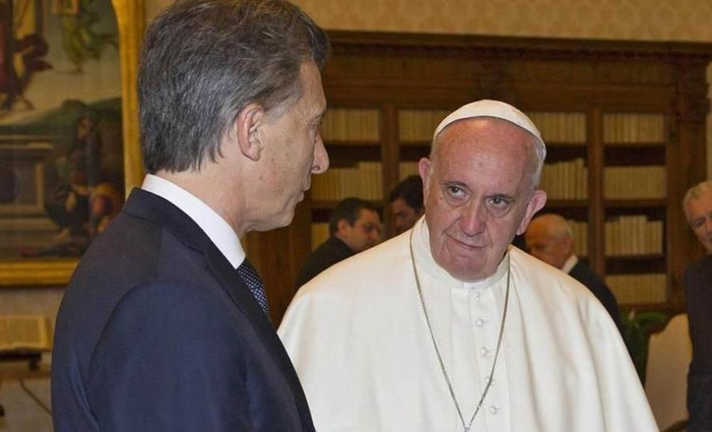 El Vaticano acusa a Macri de traicionar y subestimar a votantes católicos