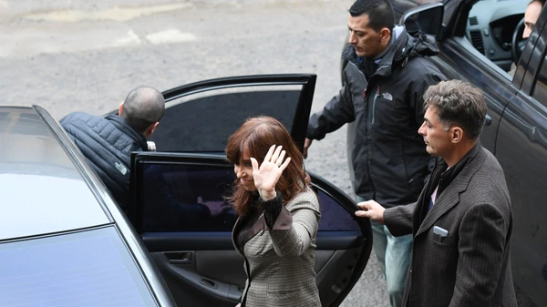 Allanamientos: por qué las exigencias de Cristina Kirchner no tienen sustento legal