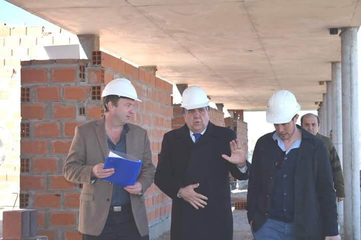 El Ministro Pedro Morini junto a Cristian Cammisi y Rodrigo Müller recorrieron las obras de la Escuela en La Orilla