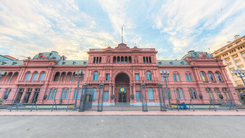 De los dos lados del mostrador: 269 funcionarios de CAMBIEMOS mantienen sus cargos en empresas privadas
