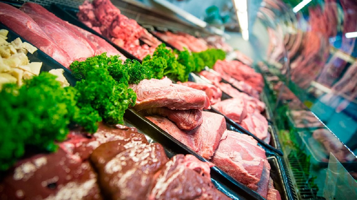 Paran los frigoríficos en todo el país y este viernes podría faltar carne en los supermercados