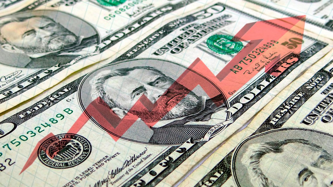 Fuerte suba del dólar tras la renuncia de Luis Caputo al Banco Central