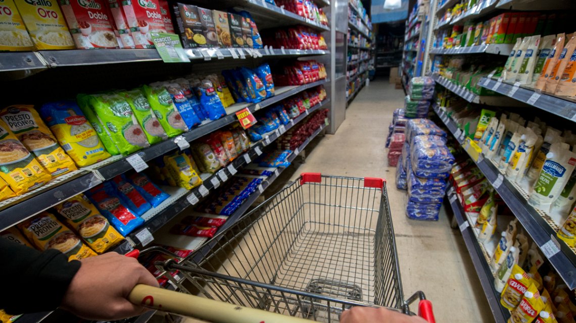 Advierten que la inflación de 2018 llegaría al 45% y se encamina a ser la más alta del siglo XXI