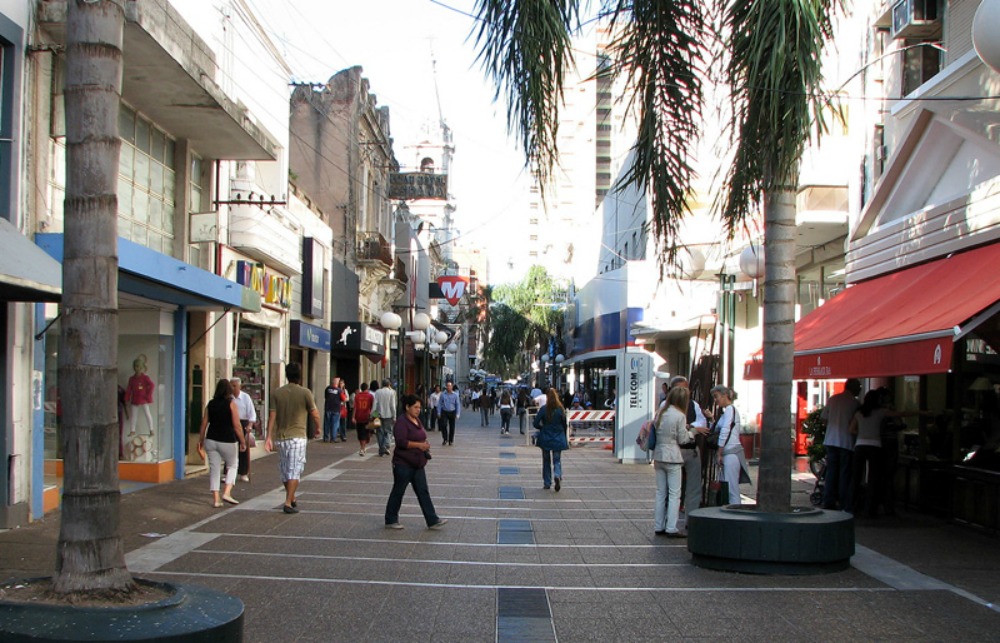 Todos los rubros relevados por el Centro Comercial “cayeron estrepitosamente”