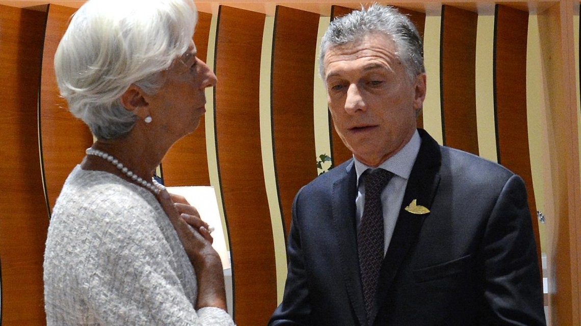 El FMI advirtió que la recesión seguirá hasta 2019 y estima mas de 40% de inflación para este año