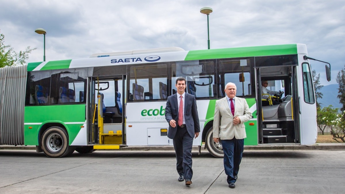 LIFSCHITZ Y URTUBEY FIRMARON UN ACUERDO PARA QUE SALTA UTILICE BIODIÉSEL EN EL TRANSPORTE URBANO