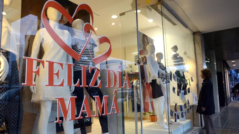 Día de las Madres flojo en la economía: ventas cayeron un 13%