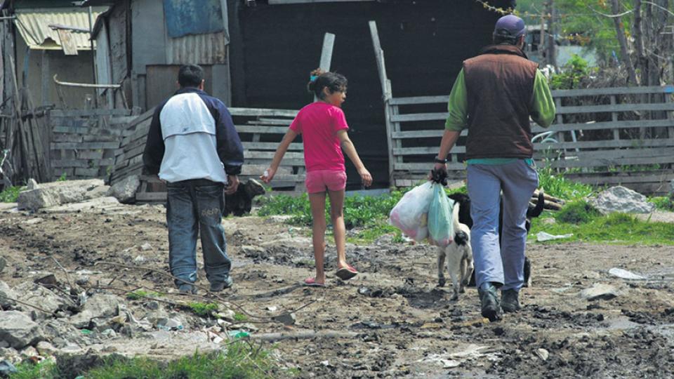 De pobreza cero a pobreza por doquier: La canasta de indigencia se disparó 8,5 por ciento en septiembre