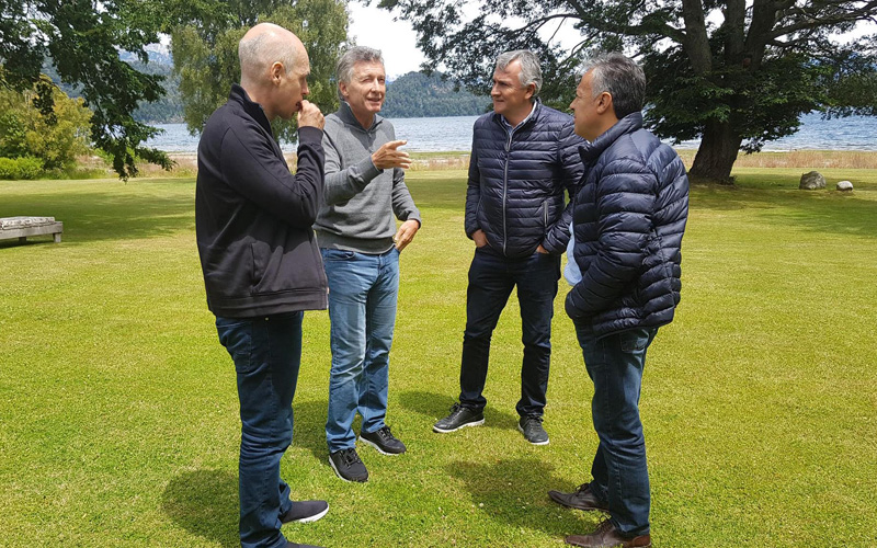 A pesar de los esfuerzos de Macri, los radicales le dan la espalda