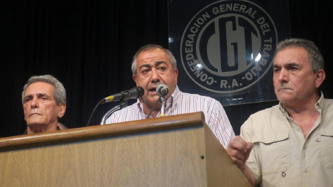Antes de la marcha, la CGT dejó abierta la posibilidad de un paro