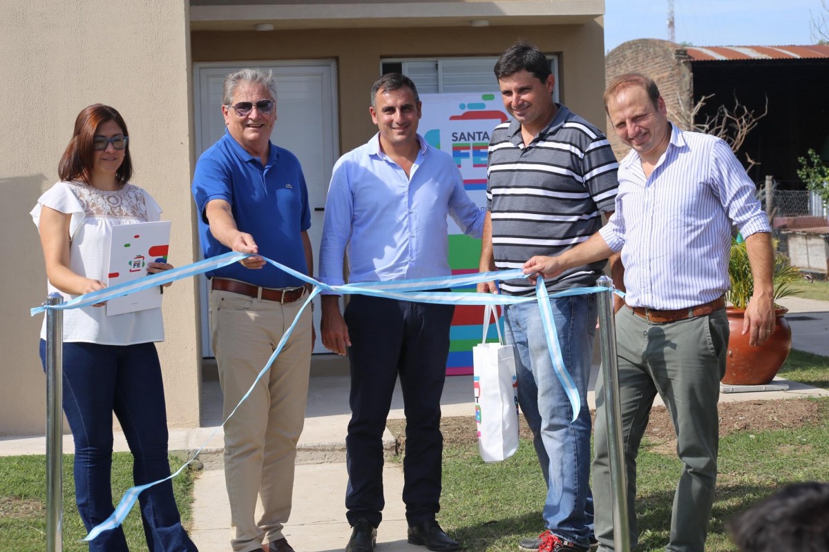 FASCENDINI INAUGURÓ VIVIENDAS Y ENTREGÓ ANTICIPOS FINANCIEROS DEL PROGRAMA “LOTE PROPIO”
