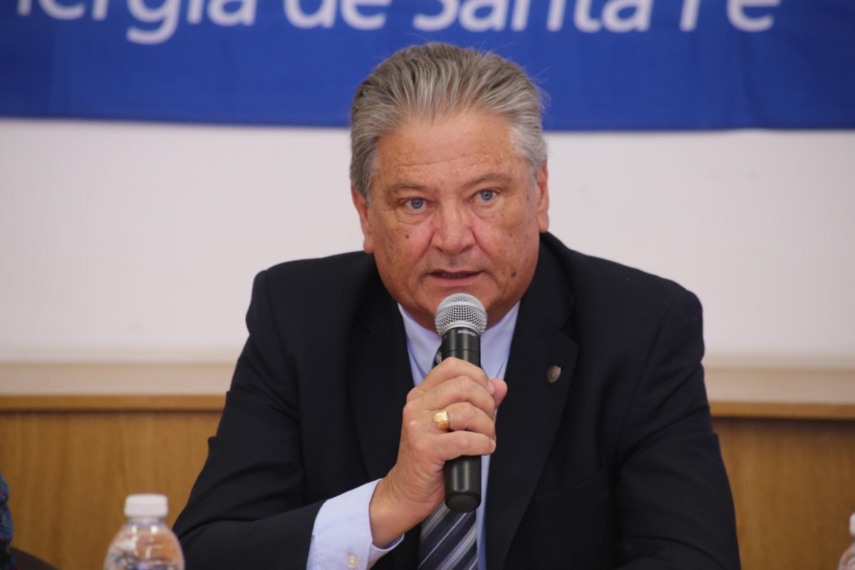 FASCENDINI PRESIDIÓ LICITACIÓN PARA OBRAS ELÉCTRICAS