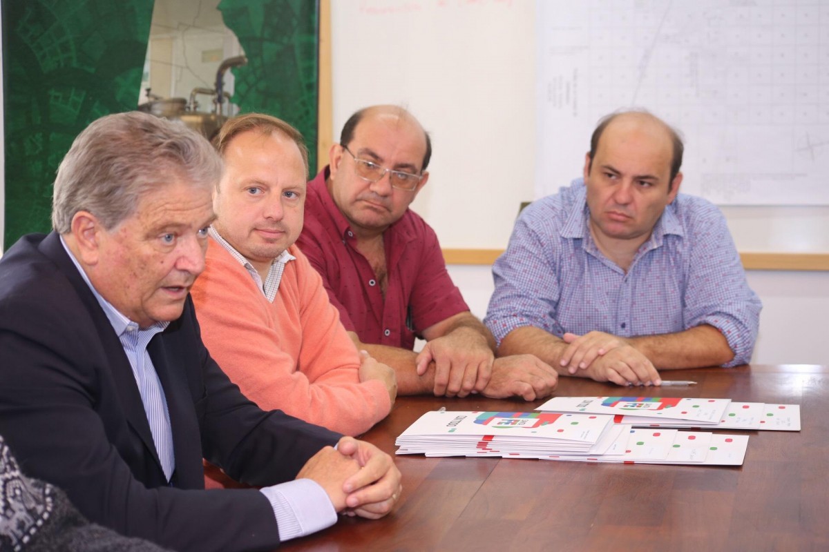 FASCENDINI ENTREGÓ RESOLUCIONES Y ANTICIPOS FINANCIEROS DEL PLAN “LOTE PROPIO”