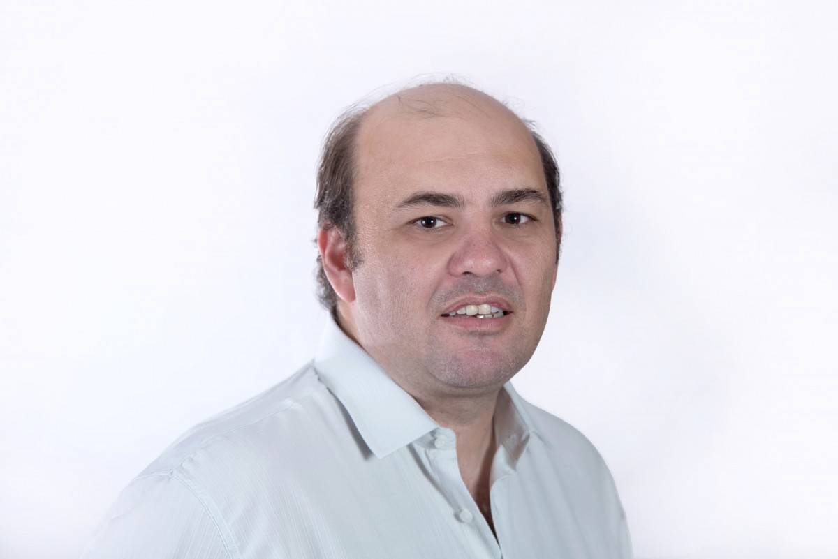 Rodrigo Müller propone que el Municipio habilite una “Vitrina Virtual” para que comercios y servicios de Esperanza puedan vender durante la cuarentena.