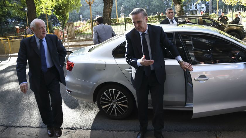 Lavagna, tras reunirse con Pichetto y radicales: “Somos la antigrieta”
