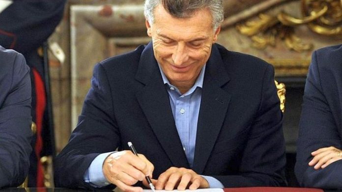 Juez Ramos Padilla intima al Gobierno por la inconstitucionalidad de dos DNU de Macri