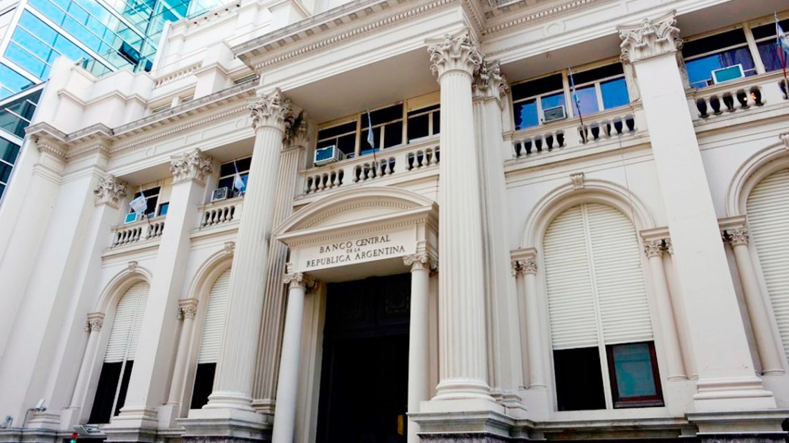 El mercado prevé dólar a $65 en diciembre e inflación de 55% para 2019