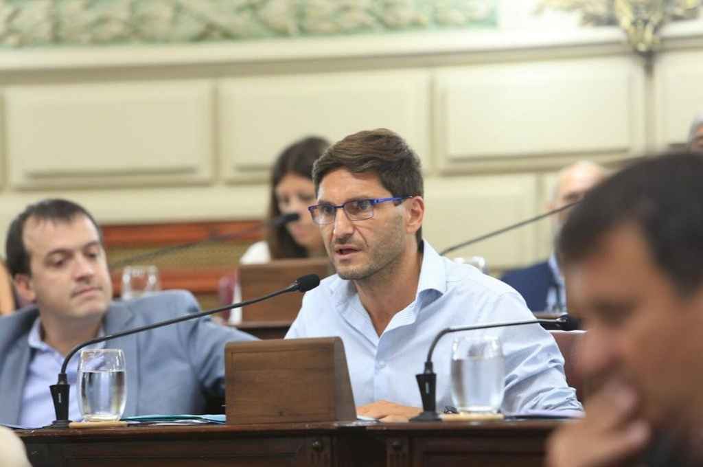 Pullaro le exigió a Perotti un plan para enfrentar el delito.