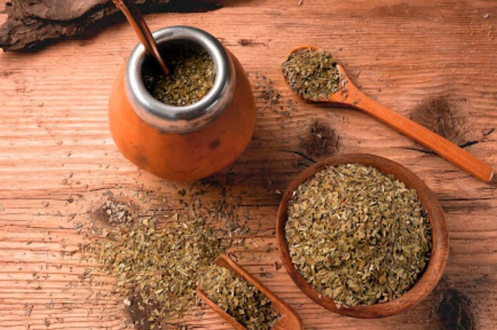 Un diputado ultra K quiere aplicarle otro impuesto a la yerba mate.