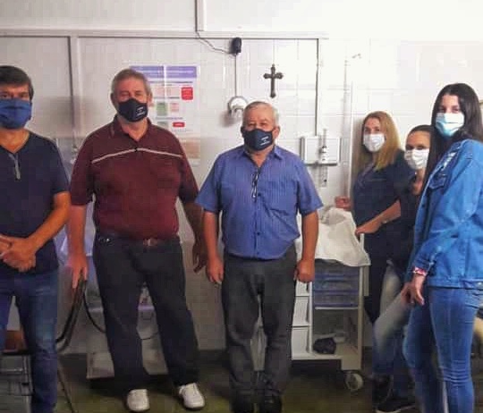 Sarmiento; equipan las salas de internación del Samco con modernos equipos de asistencia respiratoria