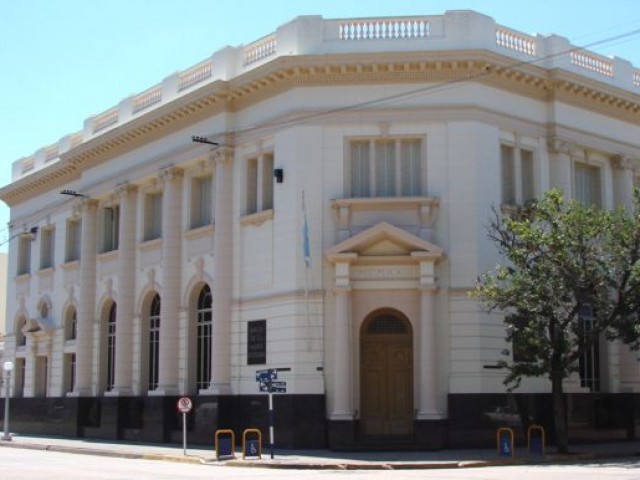 Cerraron preventivamente la sede del Banco Nación en Esperanza