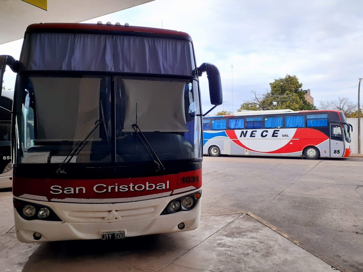 Retorna el servicio de colectivos entre Rafaela, Esperanza y Santa Fe