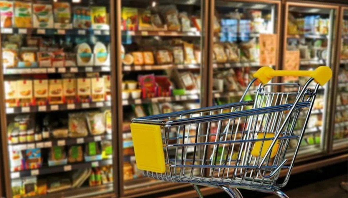 INDEC; en octubre bajaron las ventas en supermercados y subieron en los mayoristas
