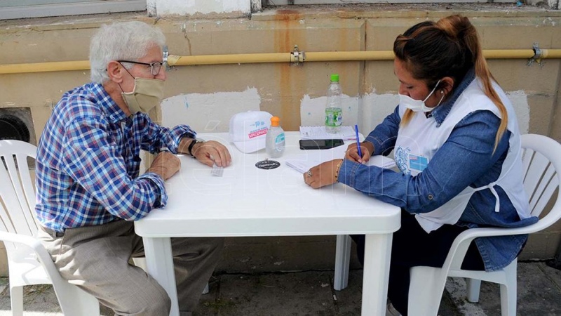 Registro de vacunación en Santa Fe; se inscribieron más de 100 mil personas