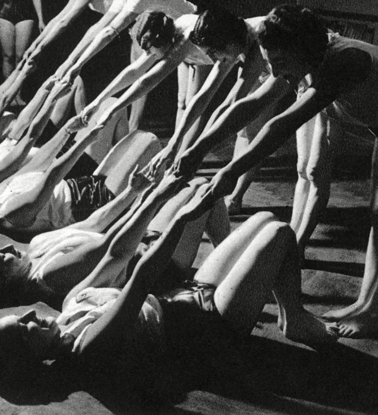 La rebelión de las “piernas descubiertas”: el cambio del uniforme de gimnasia que ocasionó una huelga de estudiantes en 1955
