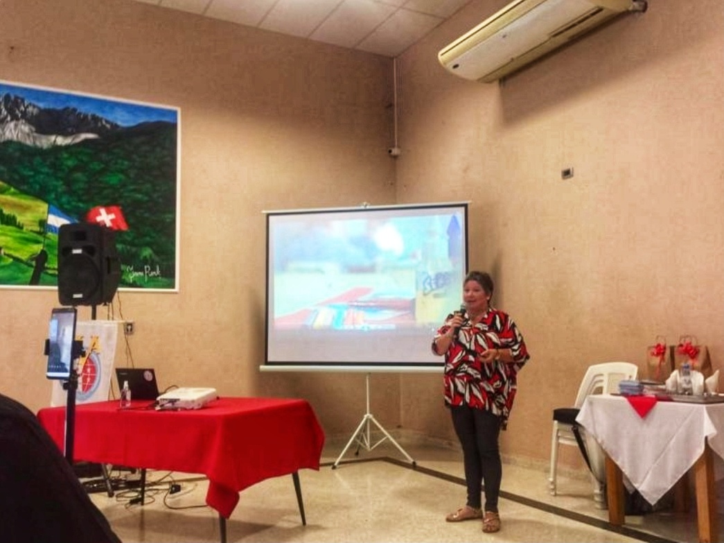 Franck, disertaron sobre la democracia suiza en el Primer encuentro de Entidades Valencianas